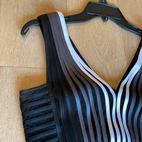 🙏SLIMMING SATIN RIBBONS unique mesh and ribbon cocktail dress. Rare. - Picture 8 of 11